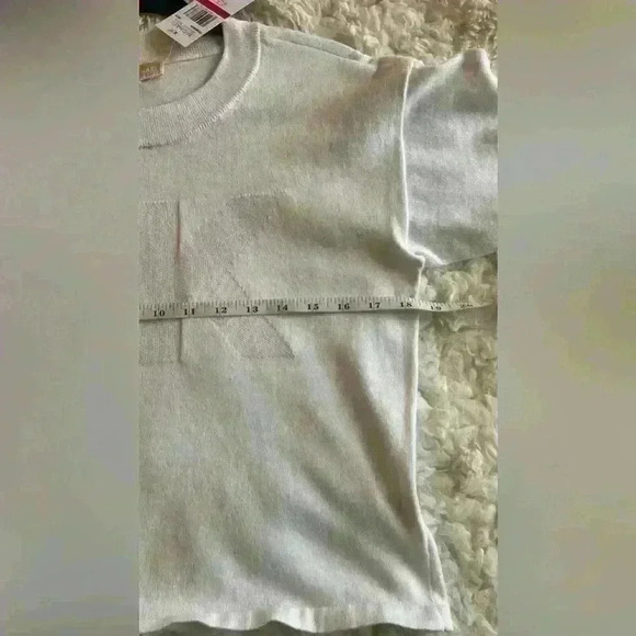 Michael Kors women’s white knit sweater - Picture 13 of 14